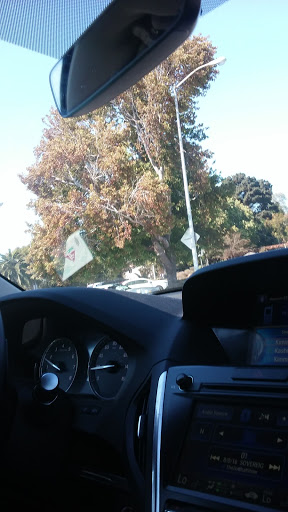 Grocery Store «Grocery Outlet Bargain Market», reviews and photos, 2079 23rd St, San Pablo, CA 94806, USA