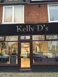 Kelly D's