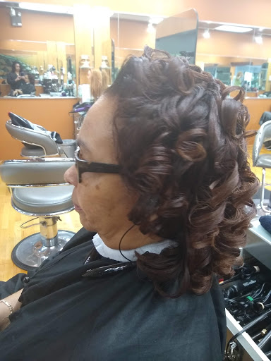 Community Center «Hazel Park Community Center», reviews and photos, 620 W Woodward Heights Blvd, Hazel Park, MI 48030, USA