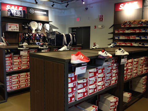 Outlet Store «New Balance Factory Store», reviews and photos, 173 Market St, Brighton, MA 02135, USA
