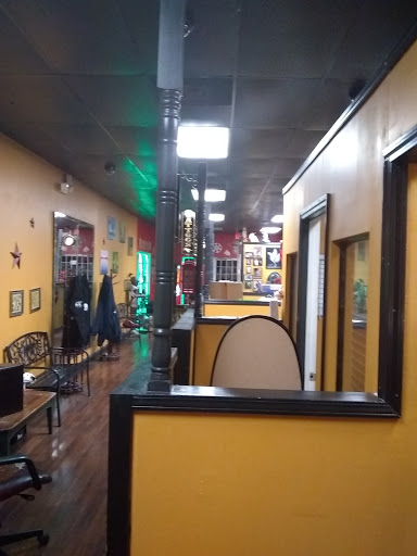 Tattoo Shop «Hollyweird Tattoos», reviews and photos, 569 GA-138, Jonesboro, GA 30236, USA
