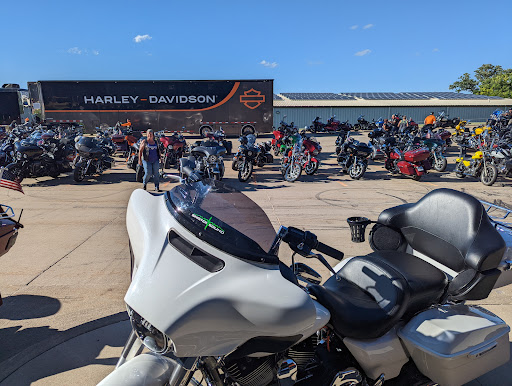 Motorcycle Dealer «McGrath Dubuque Harley Davidson», reviews and photos, 145 N Cres Ridge, Dubuque, IA 52003, USA