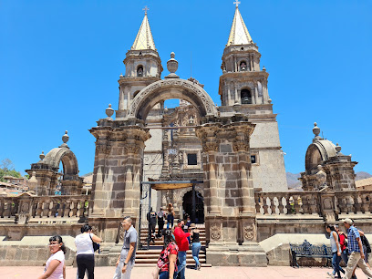 Basílica de Nuestra Señora del Rosario de Talpa