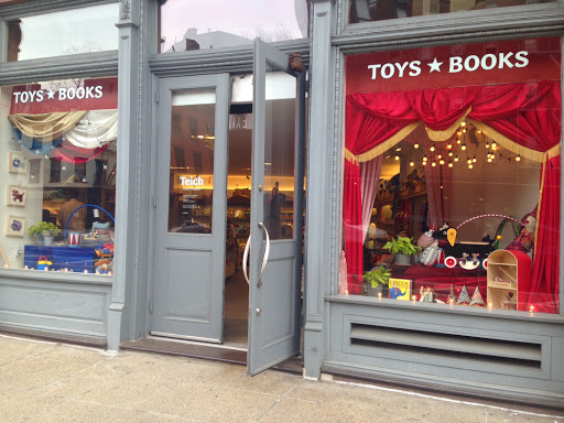 Toy Store «Teich Toys & Books», reviews and photos, 573 Hudson St, New York, NY 10013, USA