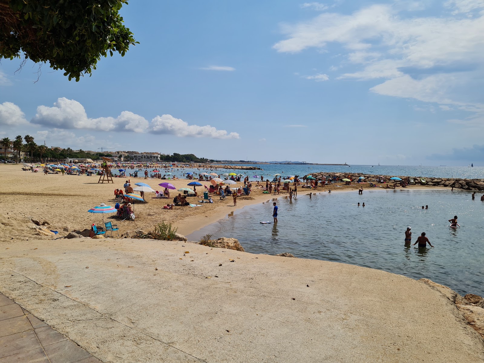 Photo of Platja de la Llosa - recommended for family travellers with kids