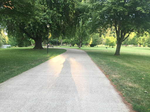 Real Estate Agency «Key Realty Group Inc - Eugene Oregon Real Estate Agency», reviews and photos, 627 Country Club Rd, Eugene, OR 97401, USA