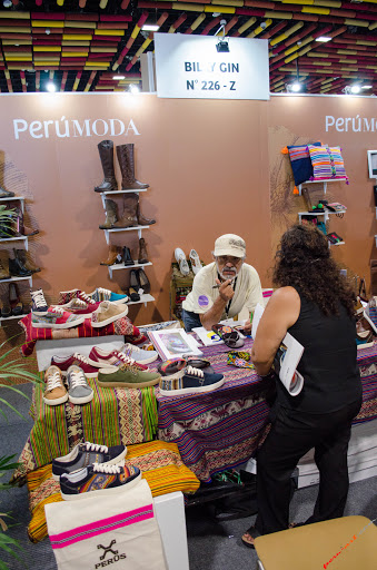 Handicraft stores Lima