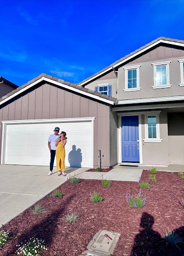 Elizabeth Velasco, REALTOR REMAX Gold Elk Grove image