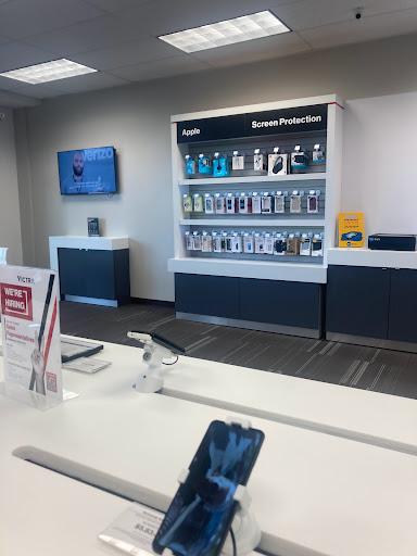 Cell Phone Store «Verizon», reviews and photos, 17258 Redmond Way, Redmond, WA 98052, USA