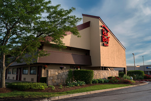 Red Roof Inn Chicago - Downers Grove image 6