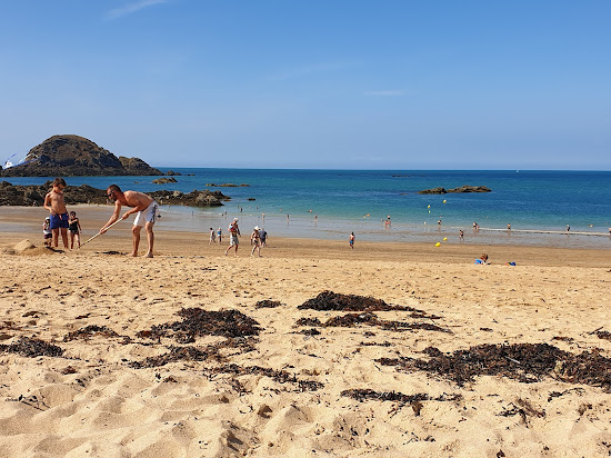Plage Des Chevrets
