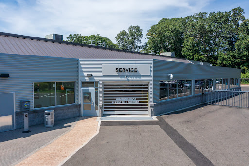 Land Rover Dealer «Land Rover Darien», reviews and photos, 1335 Boston Post Rd, Darien, CT 06820, USA