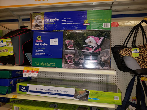 Pet Supply Store «PetSmart», reviews and photos, 1403 E Washington Ave, Union Gap, WA 98903, USA