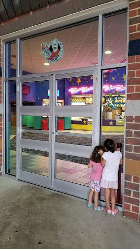 Movie Theater «Marquee Cinemas - Raleigh, NC», reviews and photos, 10600 Common Oaks Dr, Raleigh, NC 27614, USA