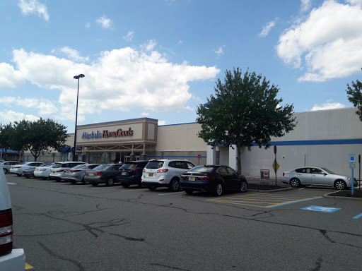 Marshalls & HomeGoods