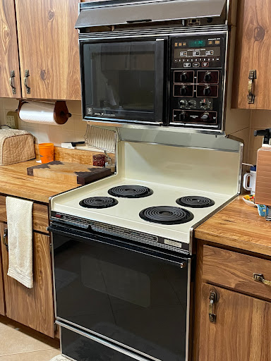 Pioneer Appliance Company, 590 N Nova Rd, Daytona Beach, FL 32114, USA, 