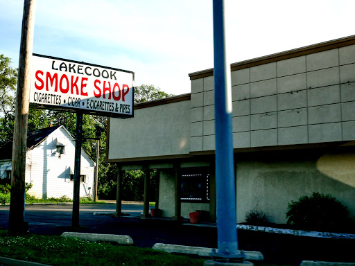 Cigar Shop «Lake Cook Smoke Shop», reviews and photos, 20017 N Rand Rd, Palatine, IL 60074, USA
