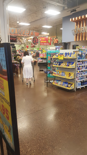 Grocery Store «Kroger», reviews and photos, 525 E Clifty Dr, Madison, IN 47250, USA