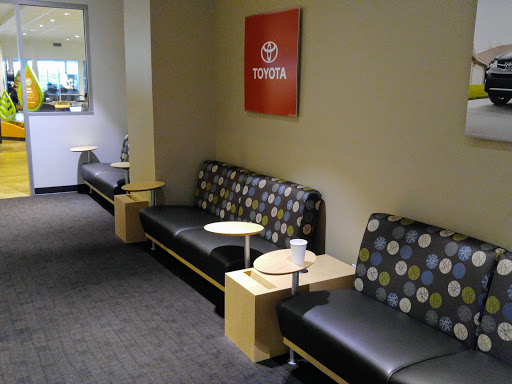 Toyota Dealer «Tustin Toyota», reviews and photos, 36 Auto Center Dr, Tustin, CA 92782, USA