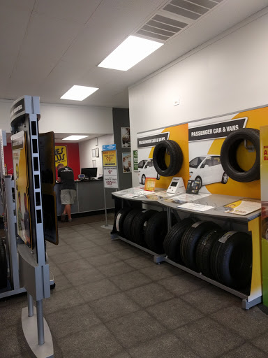 Tire Shop «Tires Plus», reviews and photos, 765 Holcomb Bridge Rd, Roswell, GA 30076, USA