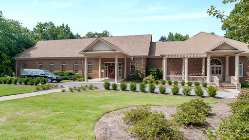 Funeral Home «Floral Hills Funeral Home and Cremation», reviews and photos, 3150 Lawrenceville Hwy, Tucker, GA 30084, USA