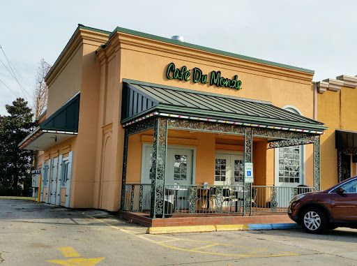 Cafe Du Monde, 1814 North Causeway Approach #1, Mandeville, LA 70448, USA, 
