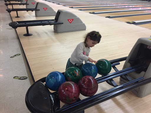 Bowling Alley «AMF Bristol Pike Lanes», reviews and photos, 2501 Bristol Pike, Croydon, PA 19021, USA