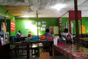 Warung Sop dan SGPC Bu Gatot image