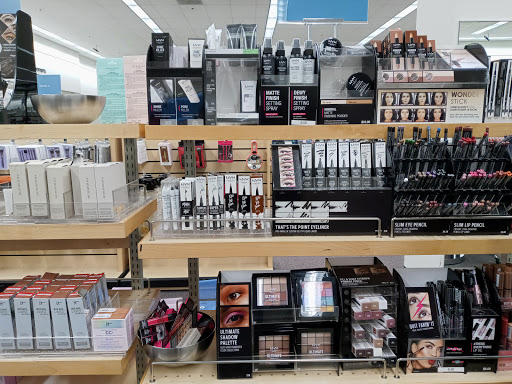 Department Store «Nordstrom Rack Tanasbourne Town Center», reviews and photos, 18100 NW Evergreen Pkwy, Beaverton, OR 97006, USA