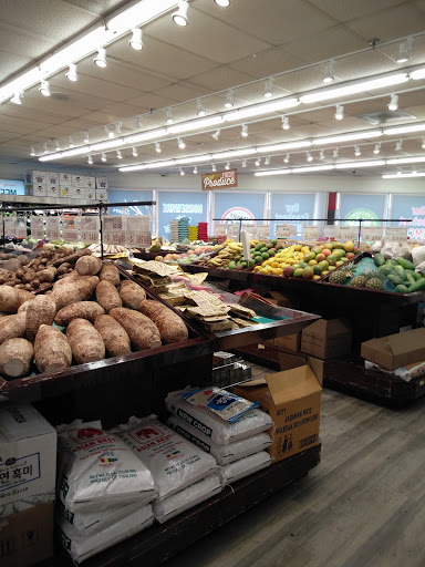 Korean Grocery Store «H Mart», reviews and photos, 34 E Golf Rd, Schaumburg, IL 60173, USA