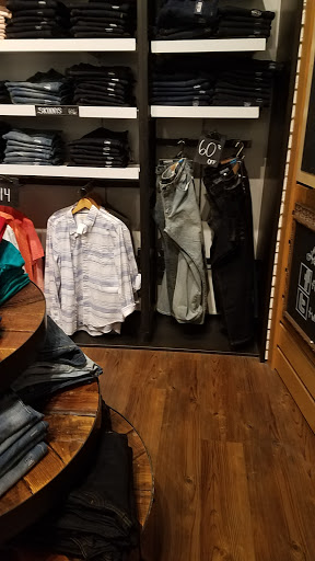 Clothing Store «Aéropostale», reviews and photos, 1500 Polaris Pkwy, Columbus, OH 43240, USA