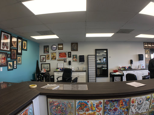 Tattoo Shop «Bonaroo Tattoo», reviews and photos, 15464 E Mississippi Ave, Aurora, CO 80017, USA