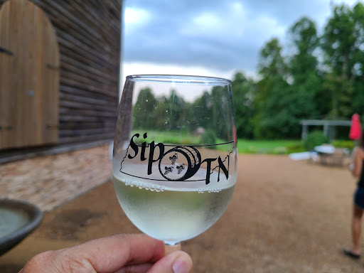 Wedding Venue «Natchez Hills Vineyard. Middle Tennessee Wedding Venue», reviews and photos, 109 Overhead Bridge Rd, Hampshire, TN 38461, USA