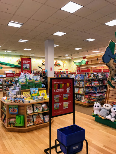 Book Store «Barnes & Noble», reviews and photos, 4000 Jericho Turnpike, East Northport, NY 11731, USA