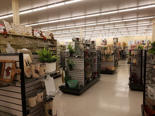 Craft Store «Hobby Lobby», reviews and photos, 120 U.S. 9, Englishtown, NJ 07726, USA