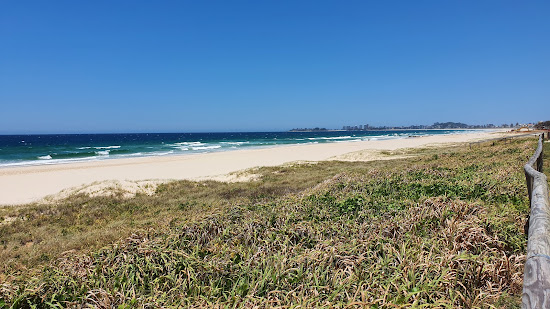 Bilinga Beach