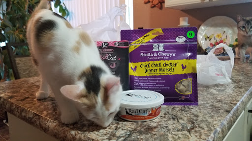 Pet Supply Store «Mud Bay», reviews and photos, 2100 SE 164th Ave, Vancouver, WA 98683, USA