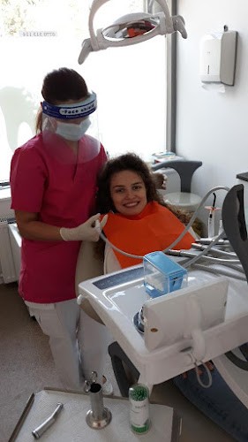 Dentist Constanta - <nil>