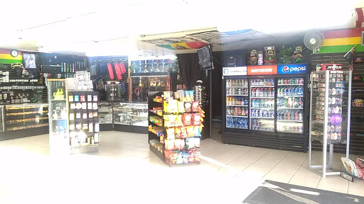 Tobacco Shop «Smokeyz Smoke Shop», reviews and photos, 410 Euclid St #7, Anaheim, CA 92802, USA