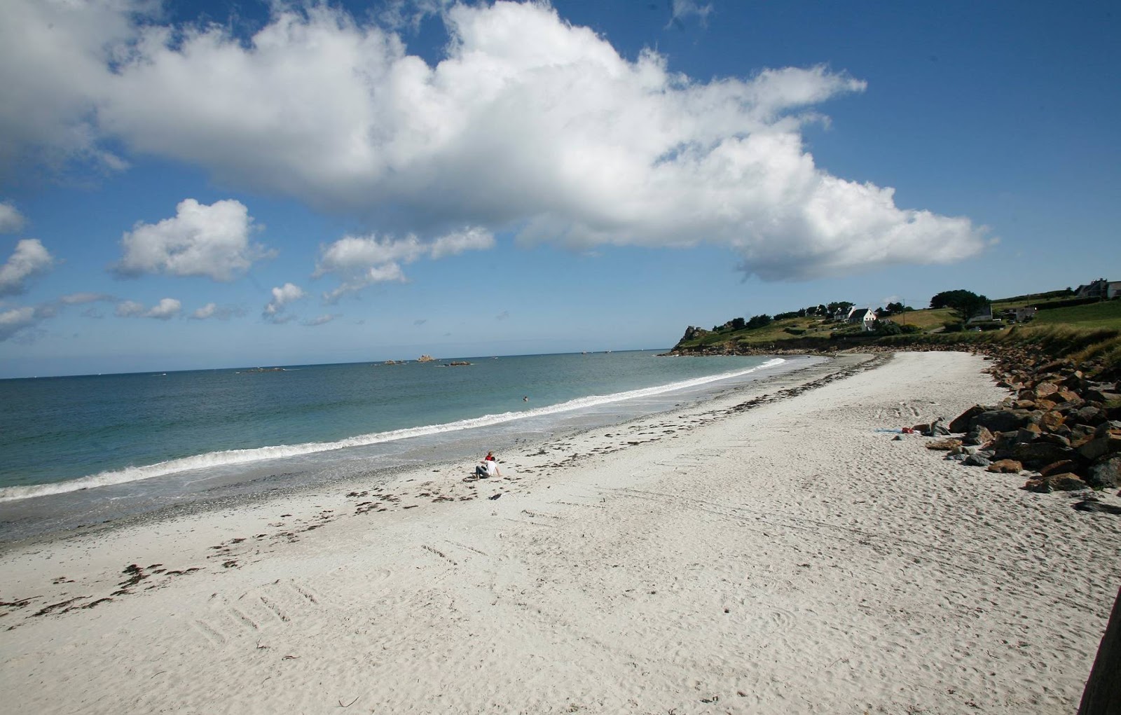 Foto van Plage de Saint-Samson met ruim strand