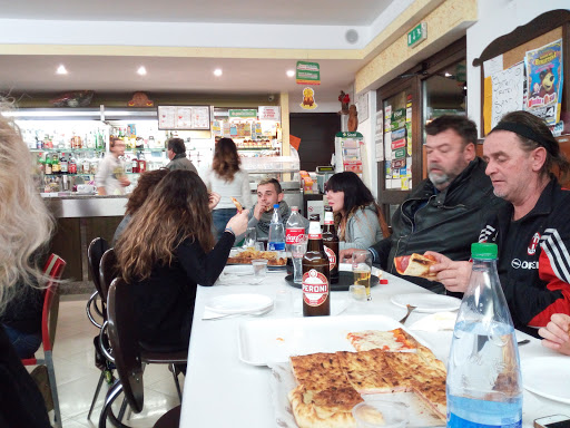 Uno Dopo LAltro in Castelpetroso, Provincia di Isernia