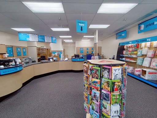 Shipping and Mailing Service «The UPS Store», reviews and photos, 9245 Poplar Ave #5, Germantown, TN 38138, USA