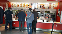 Atmosphère du Restaurant KFC Reims Cormontreuil - n°5