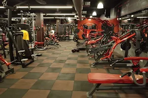 Muscle Town Fitness Studio image