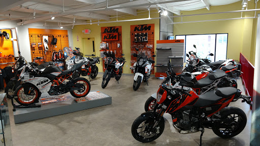 Motorcycle Dealer «Commonwealth Motorcycles», reviews and photos, 625 E Jefferson St, Louisville, KY 40202, USA