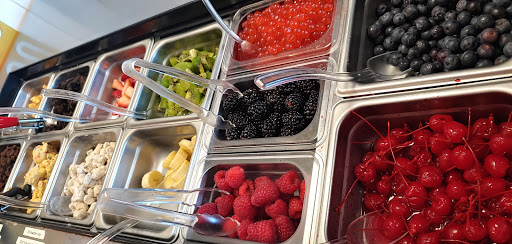 Frozen Yogurt Shop «Peachwave», reviews and photos, 702 Bridgeport Ave, Shelton, CT 06484, USA