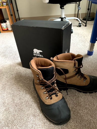 Shoe Store «DSW Designer Shoe Warehouse», reviews and photos, 43 Middlesex Turnpike, Burlington, MA 01803, USA