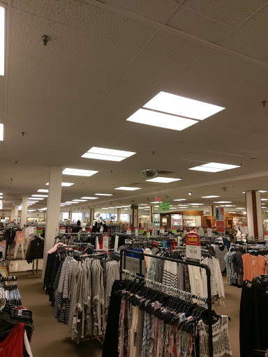 Department Store «Bon-Ton», reviews and photos, 2524 Schoenersville Rd, Bethlehem, PA 18017, USA