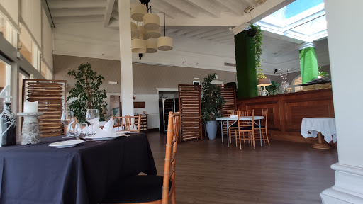 Eagle Restaurant.           Los Platos.            Real Golf De Bendinat