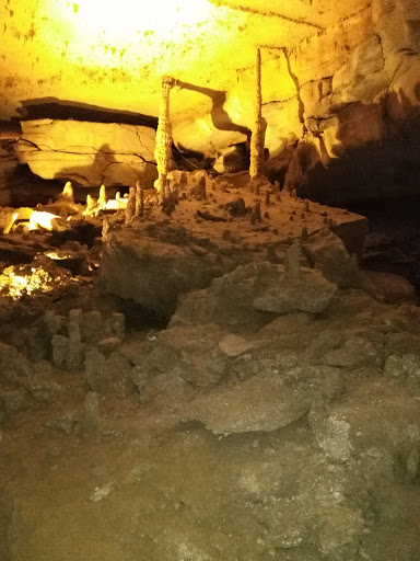 Cave «Bluegrass Underground», reviews and photos, 1437 Cumberland Caverns Rd, McMinnville, TN 37110, USA
